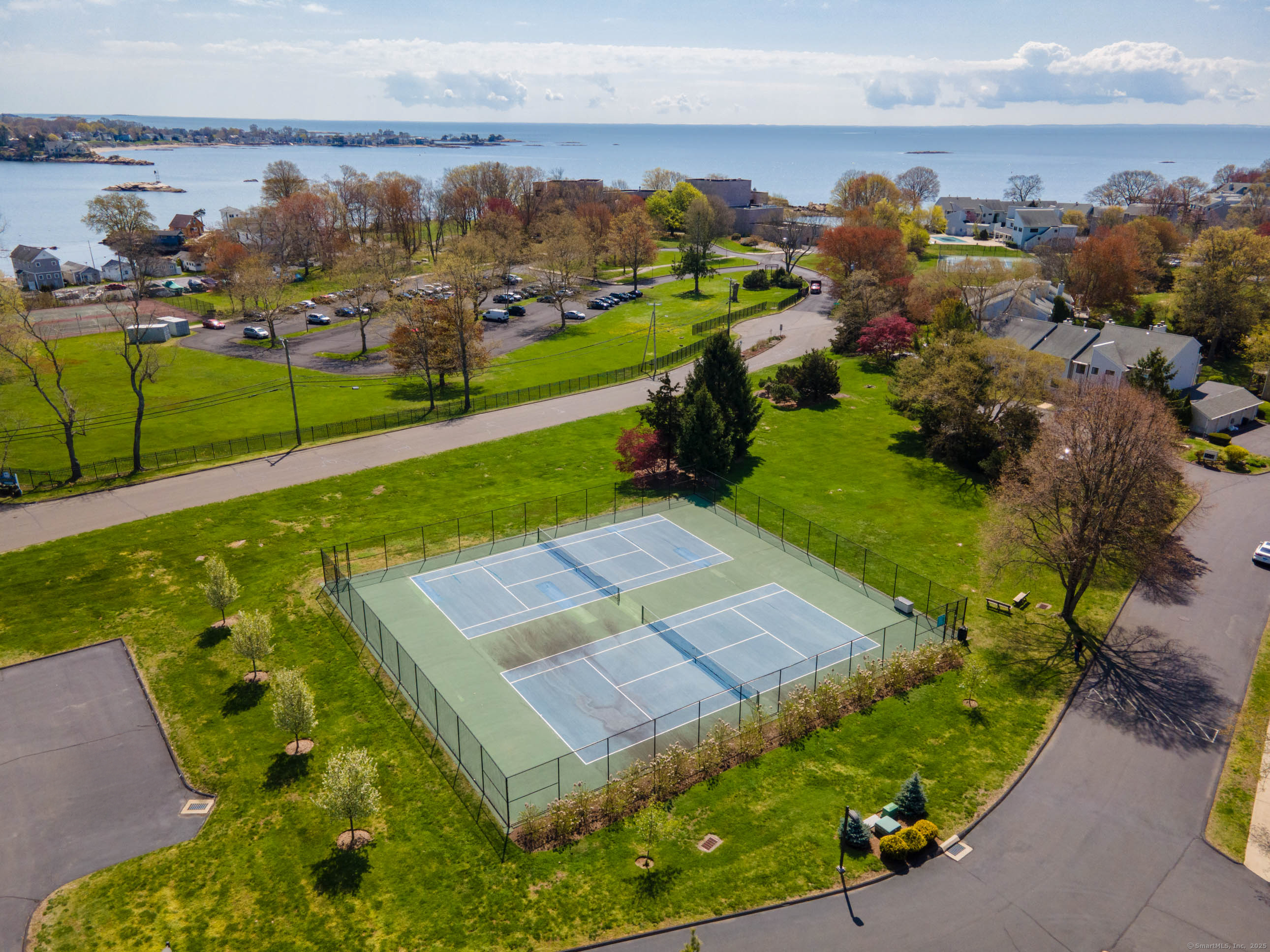 Property Photo:  170 Turtle Bay Drive 170  CT 06405 