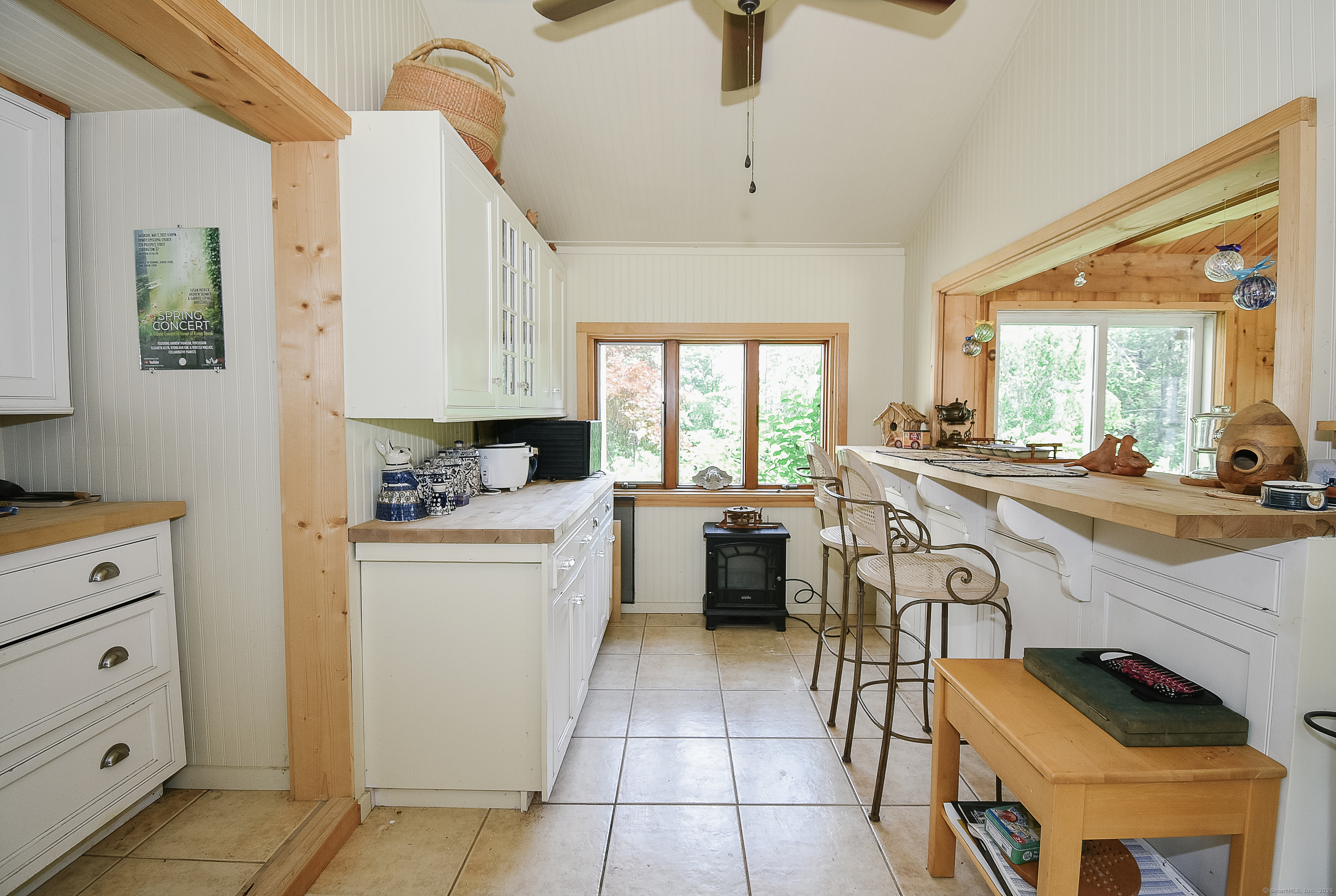 Property Photo: 279 Pratt Street CT 06098