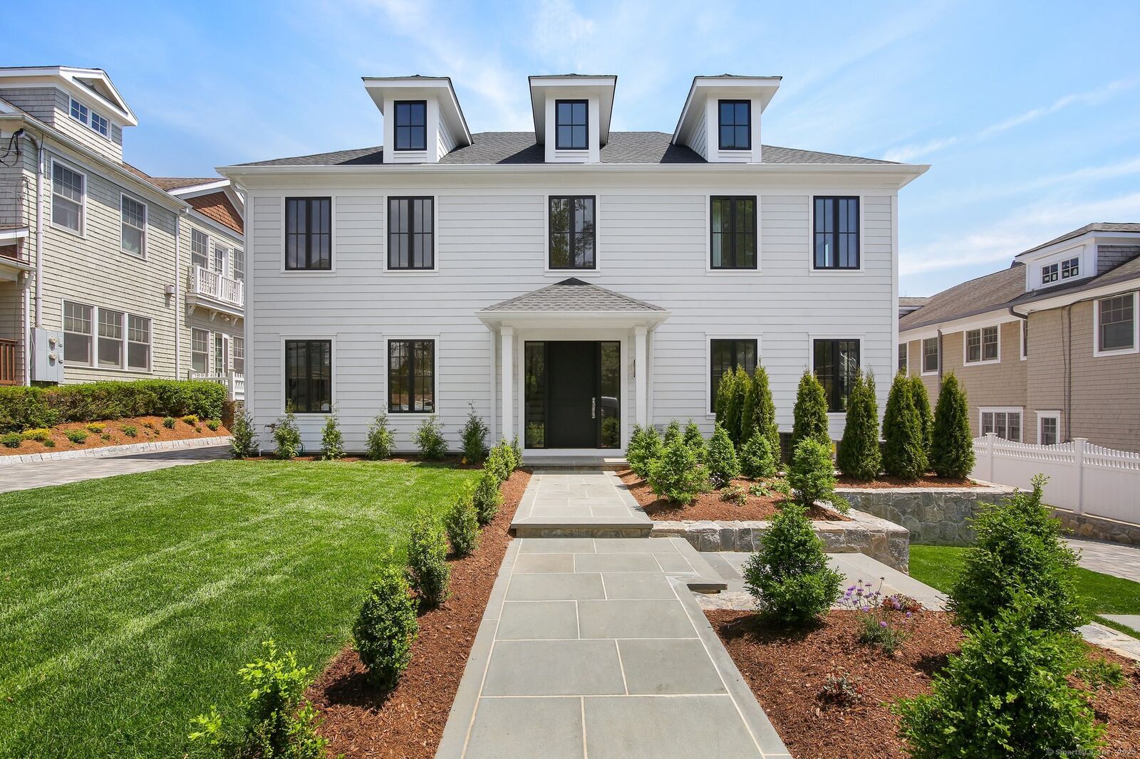 Property Photo:  148 East Elm Street 1  CT 06830 