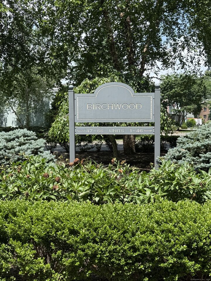 13 Hills Lane 13  Norwalk CT 06880 photo