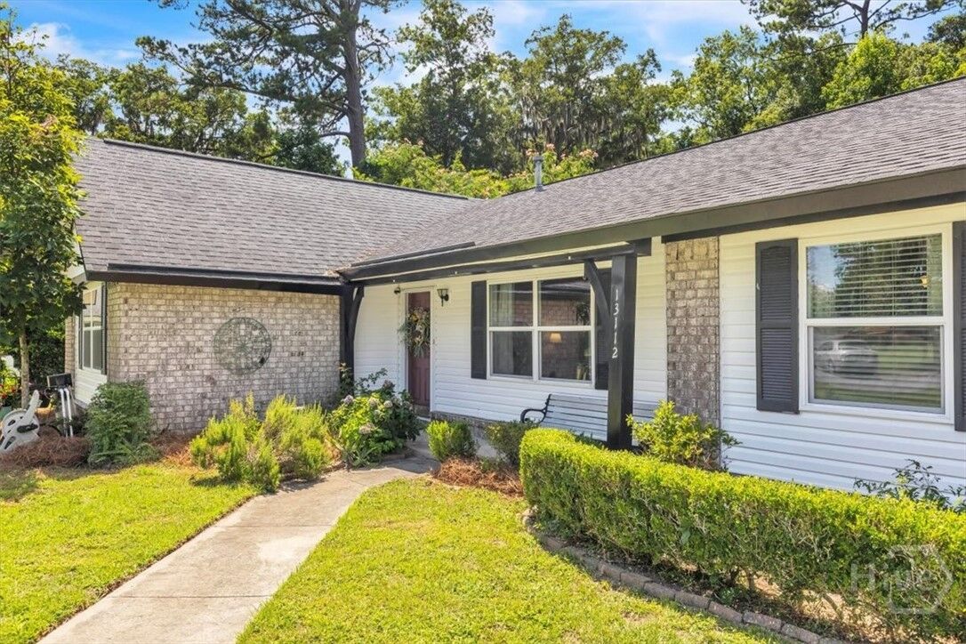Property Photo: 13112 Spanish Moss Road GA 31419