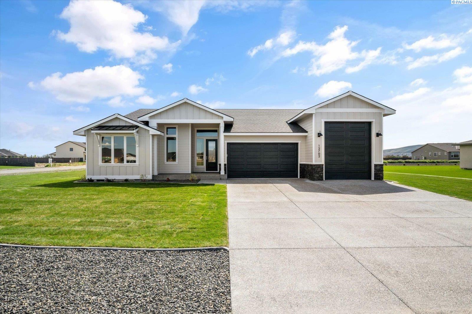 Property Photo: 12702 Clark Fork Road WA 99301