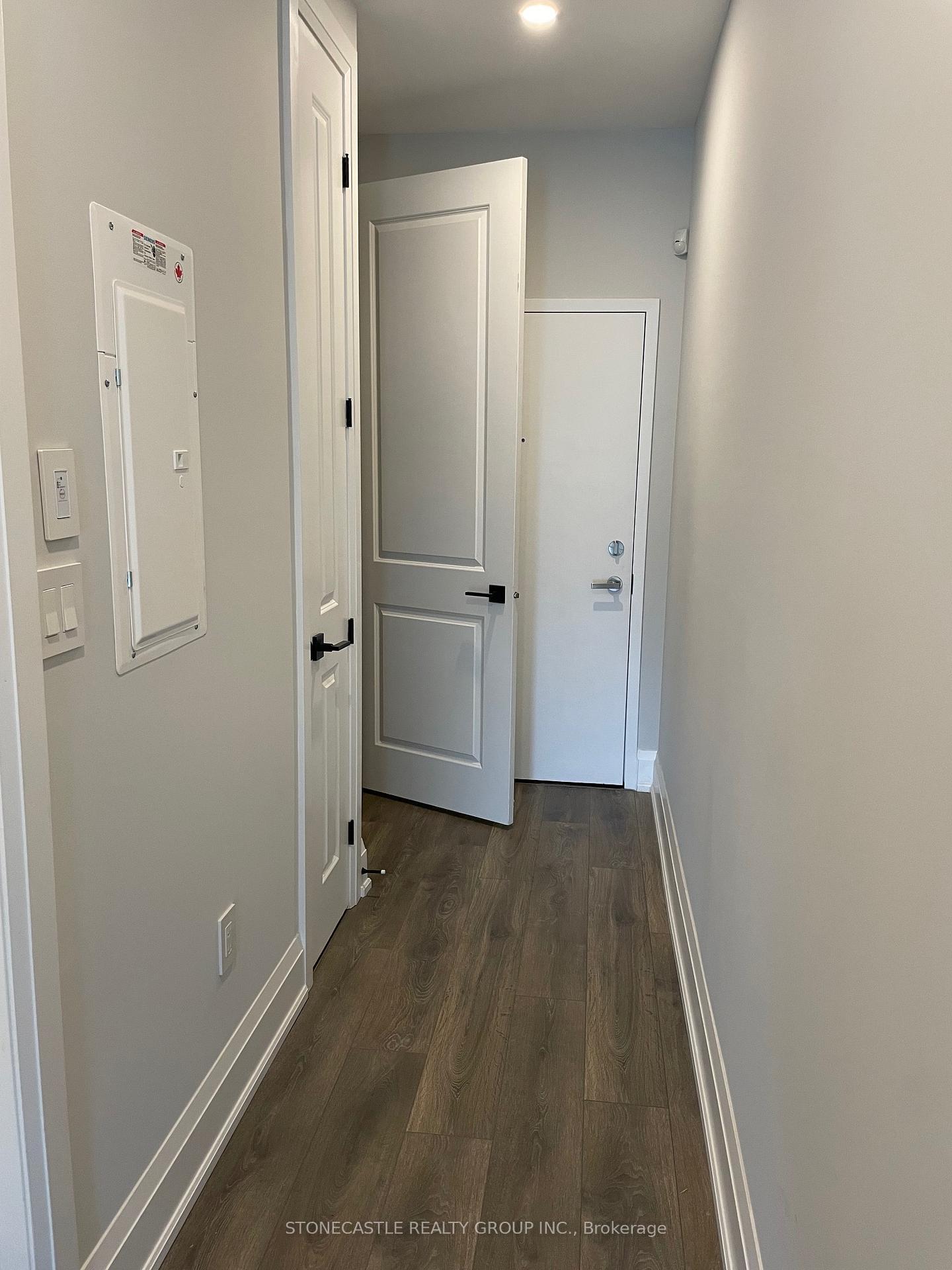 Property Photo: 4040 Upper Middle Road 107 ON L7M 0H2