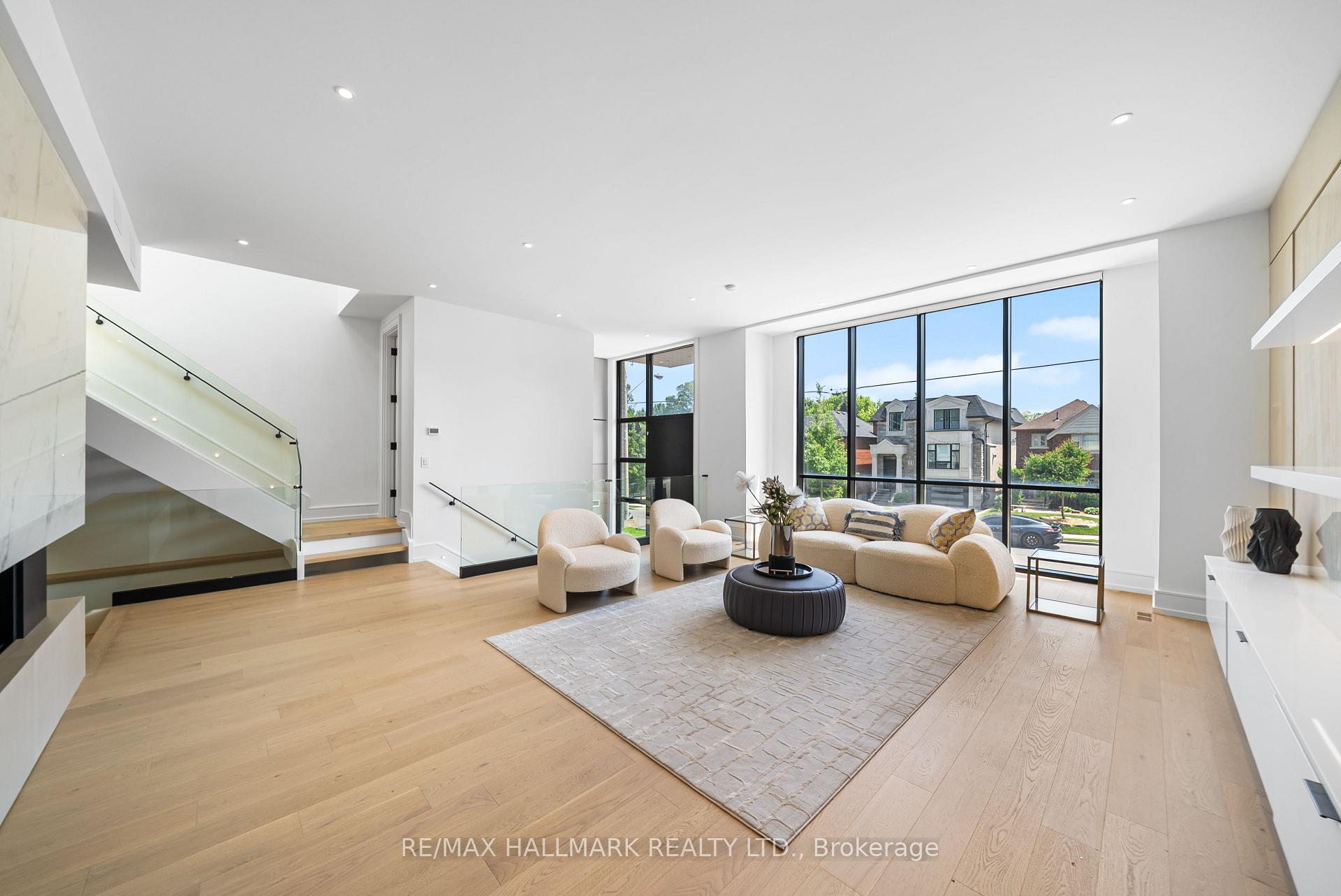 Property Photo: 22 Divadale Drive ON M4G 2N9