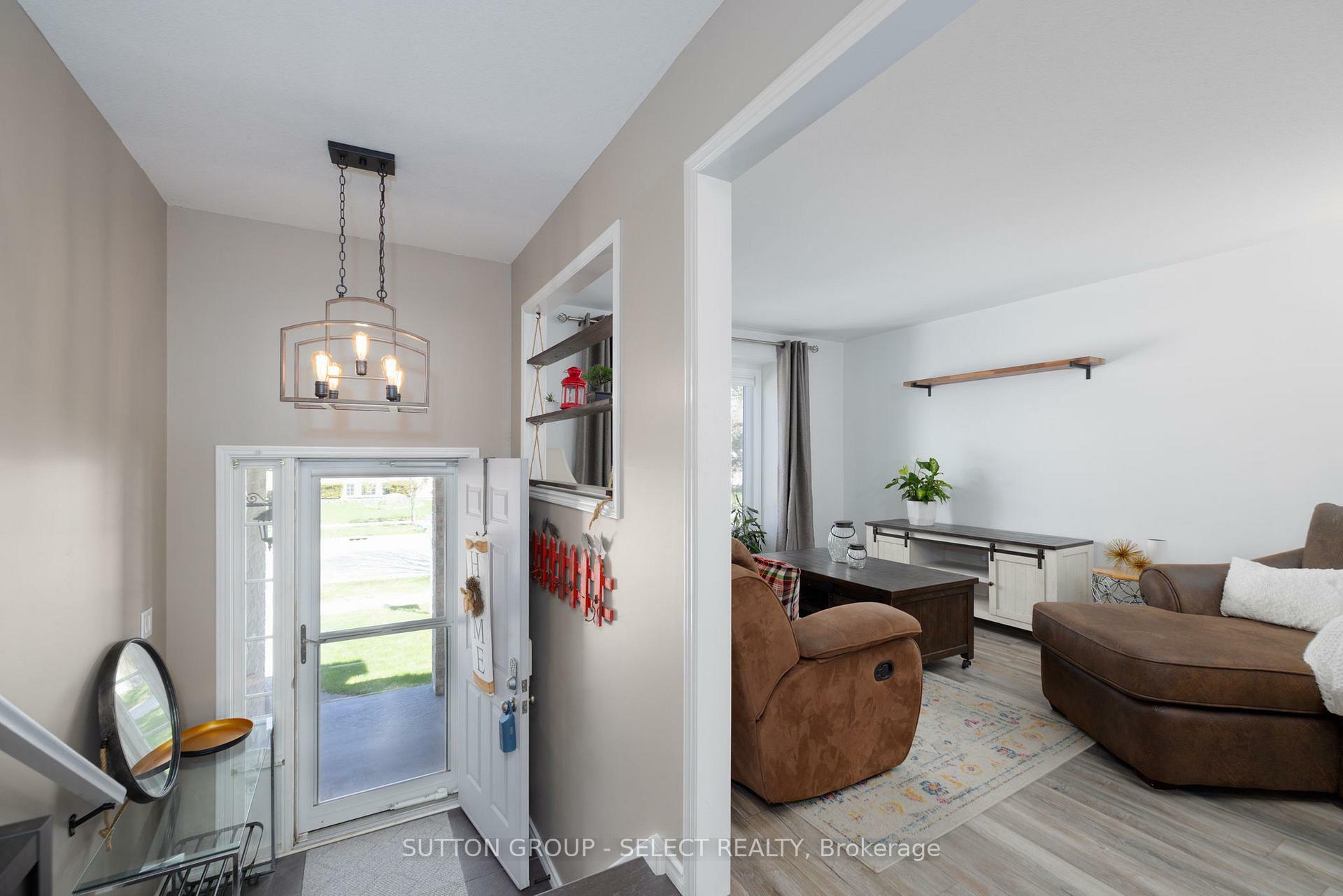 Property Photo: 538 Ambleside Drive ON N6G 4Y9
