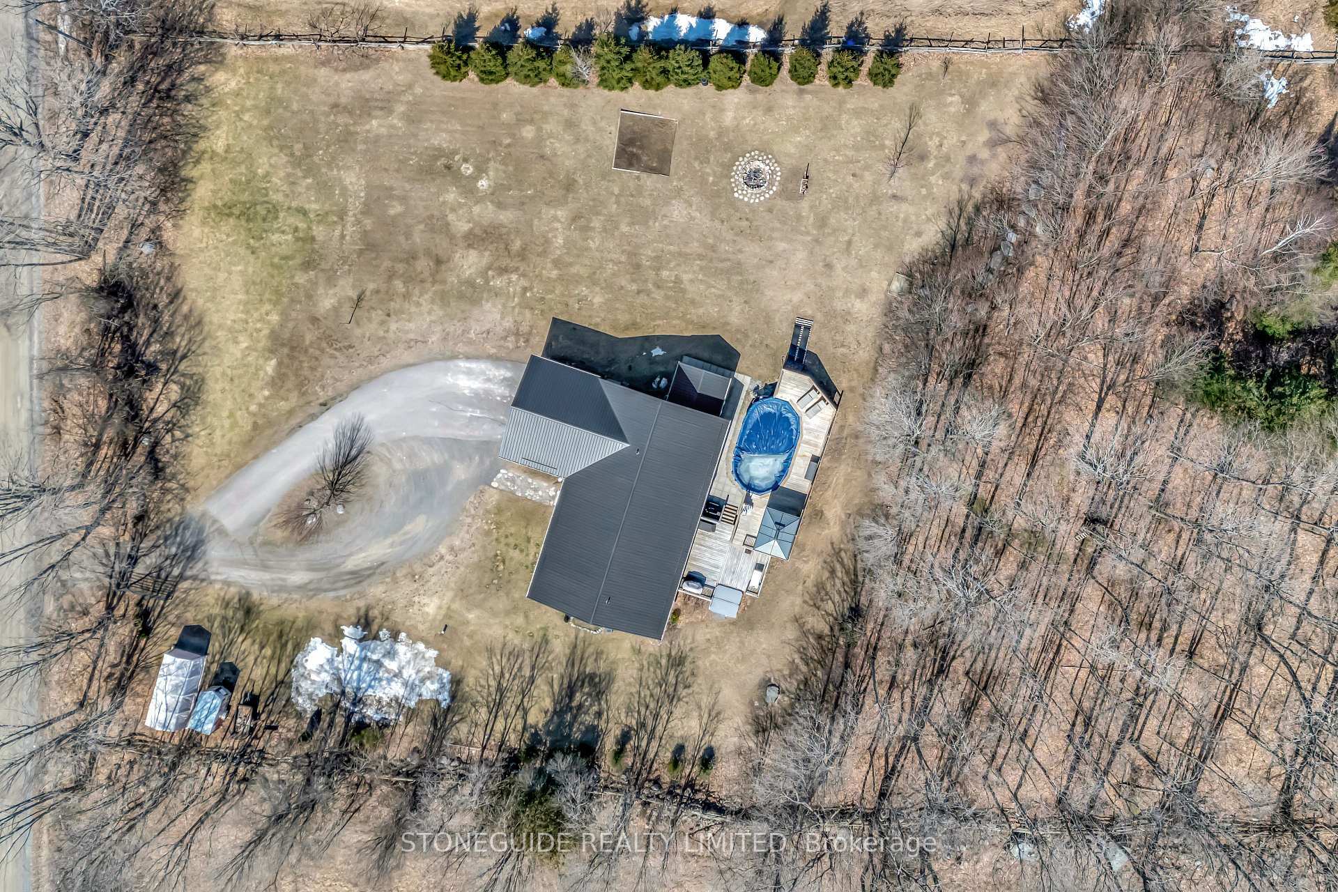 Property Photo: 258 Robinson Road ON K0K 3H0