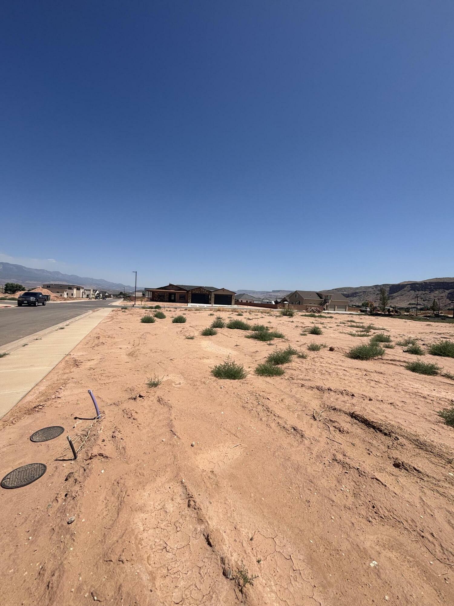 Property Photo:  1815 S 950 W  UT 84737 