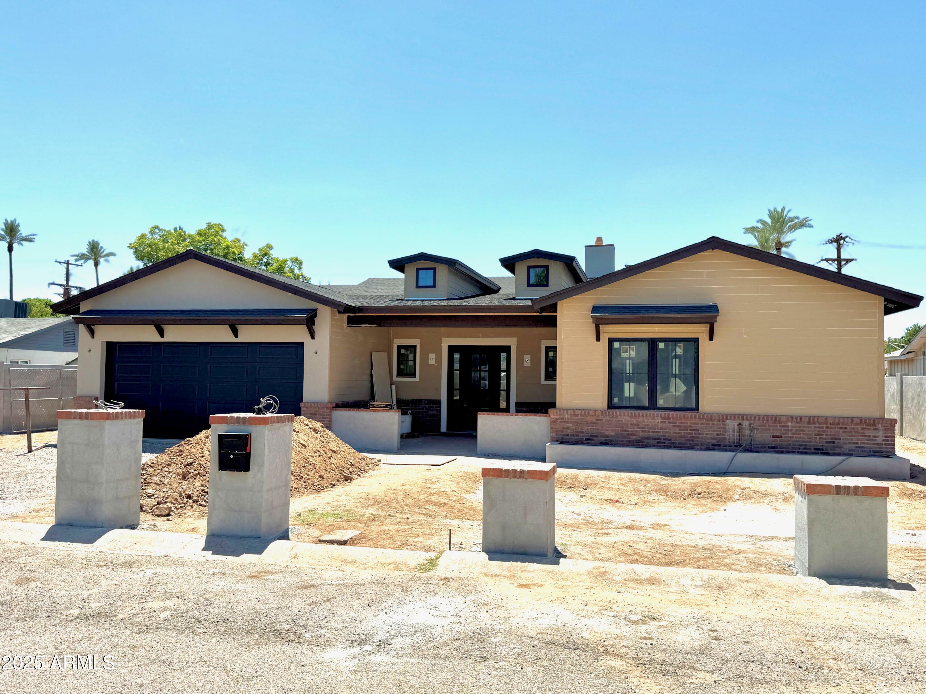 Property Photo: 3028 N 47th Street AZ 85018