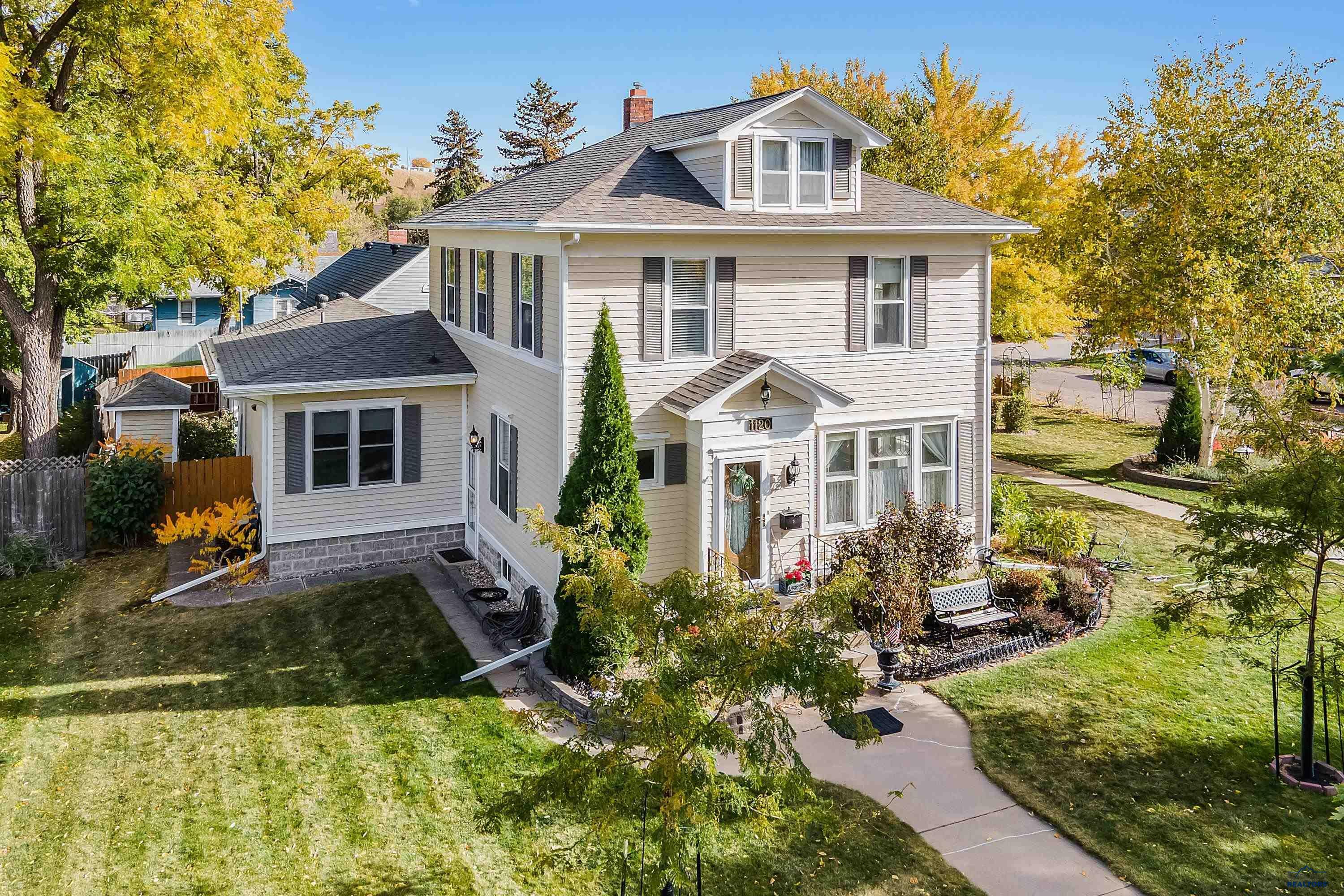 Property Photo: 1120 West Blvd SD 57701