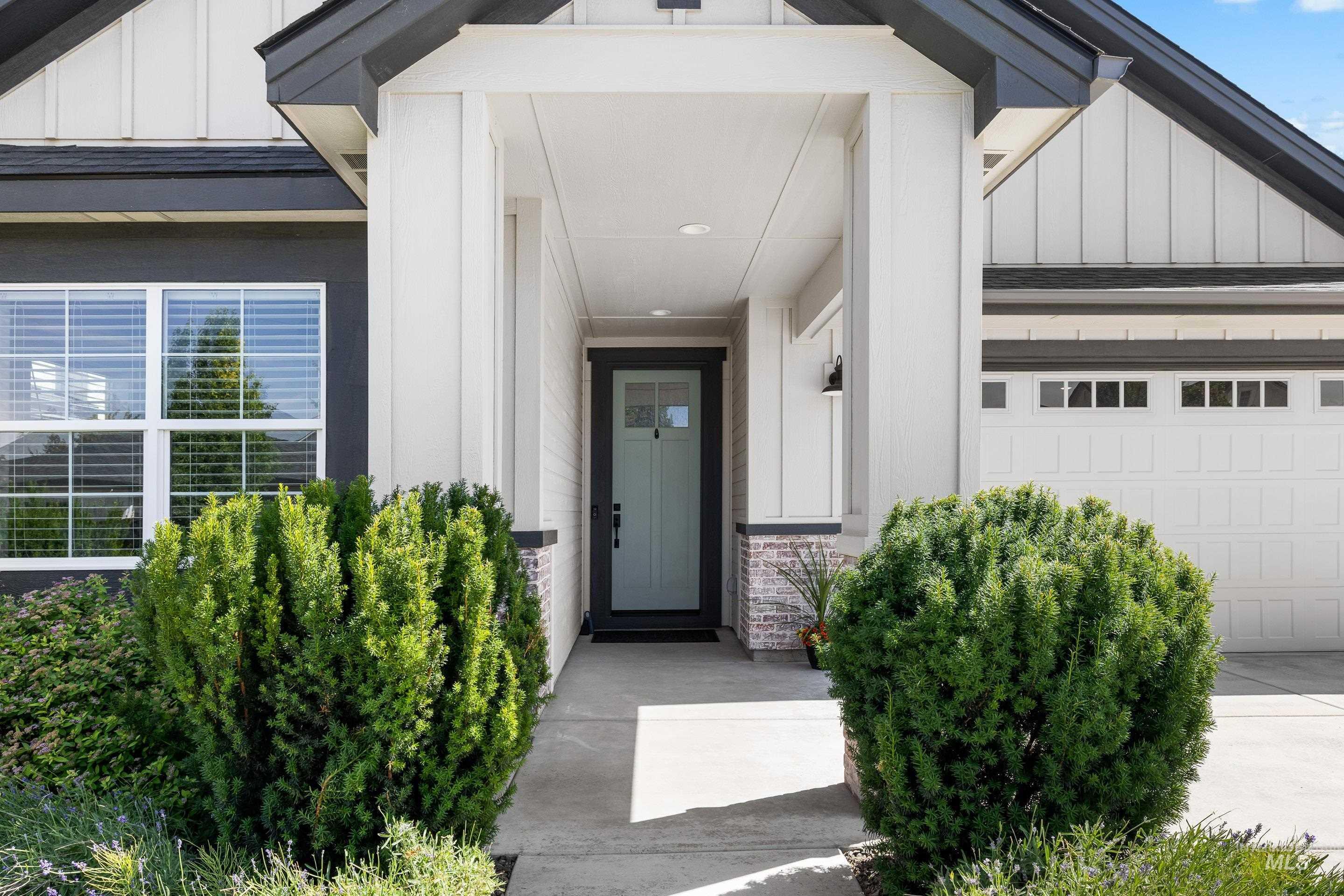 Property Photo: 4295 W Lost Rapids Dr ID 83646