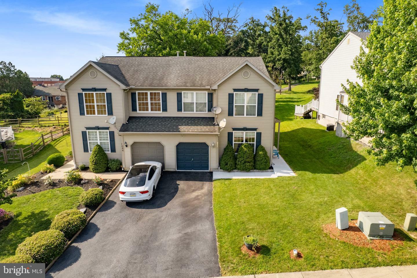 Property Photo: 1046 Alexander Drive PA 19560