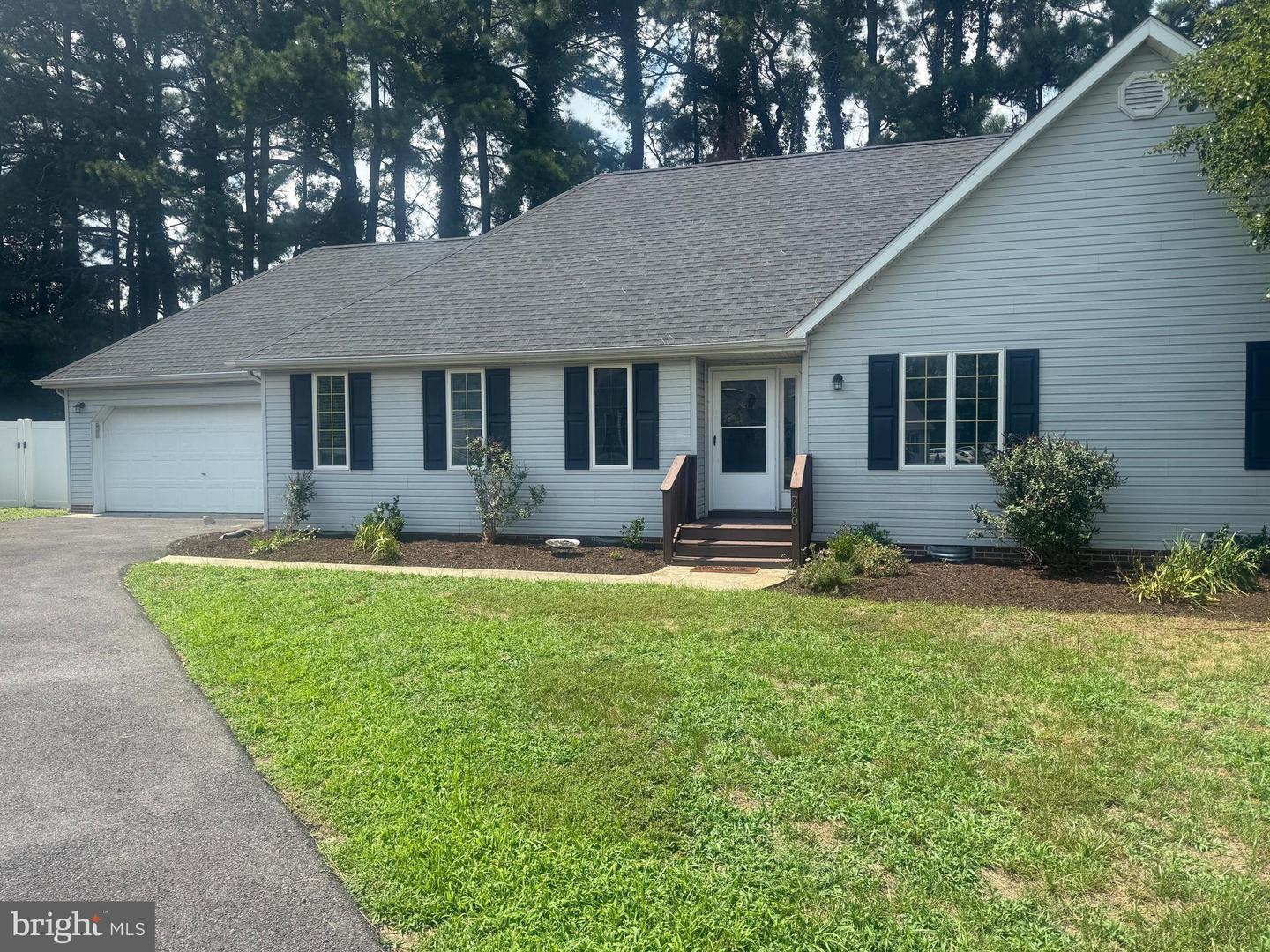 700 E Upland Court  Salisbury MD 21801 photo