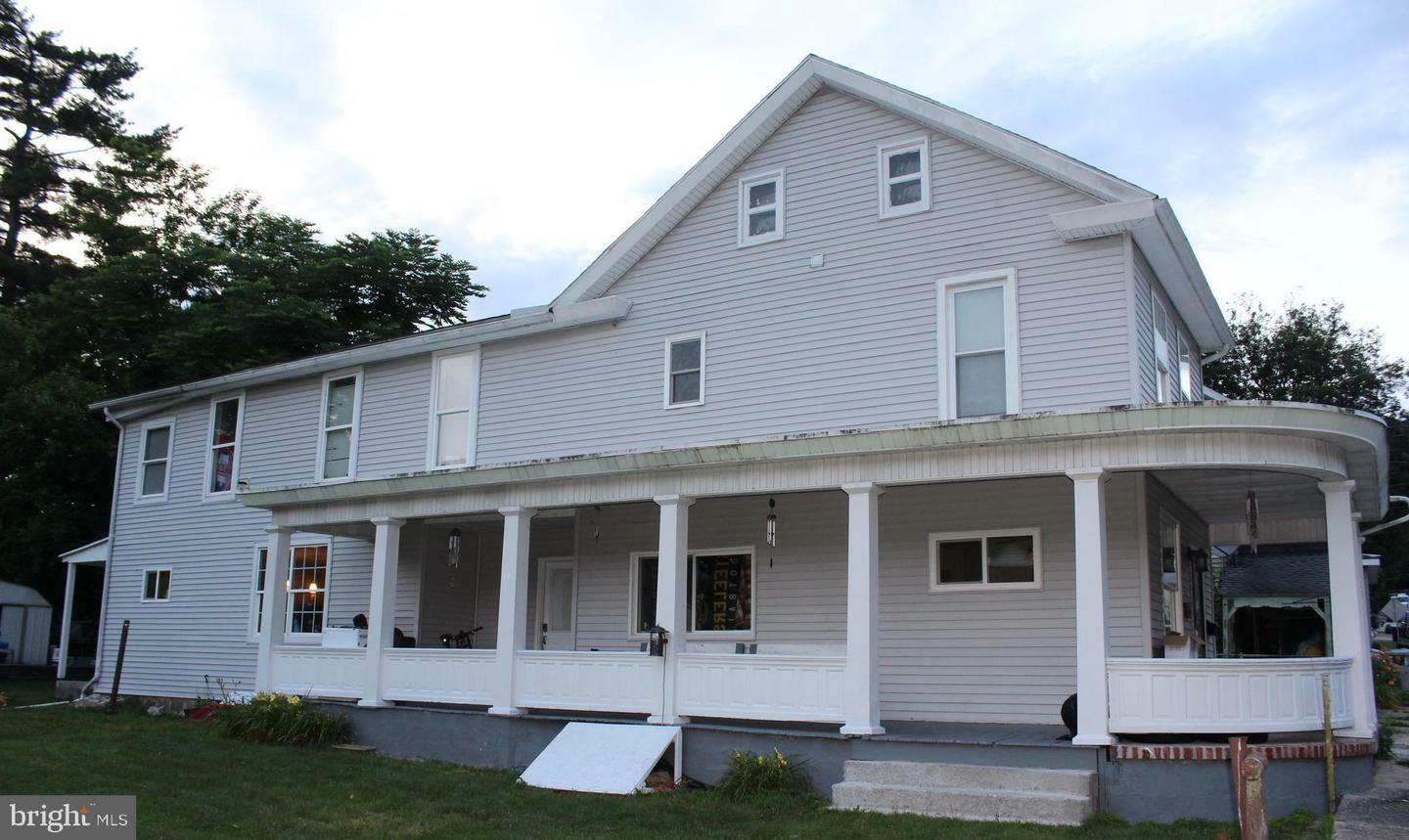 116 Walnut Street  Williamstown PA 17098 photo
