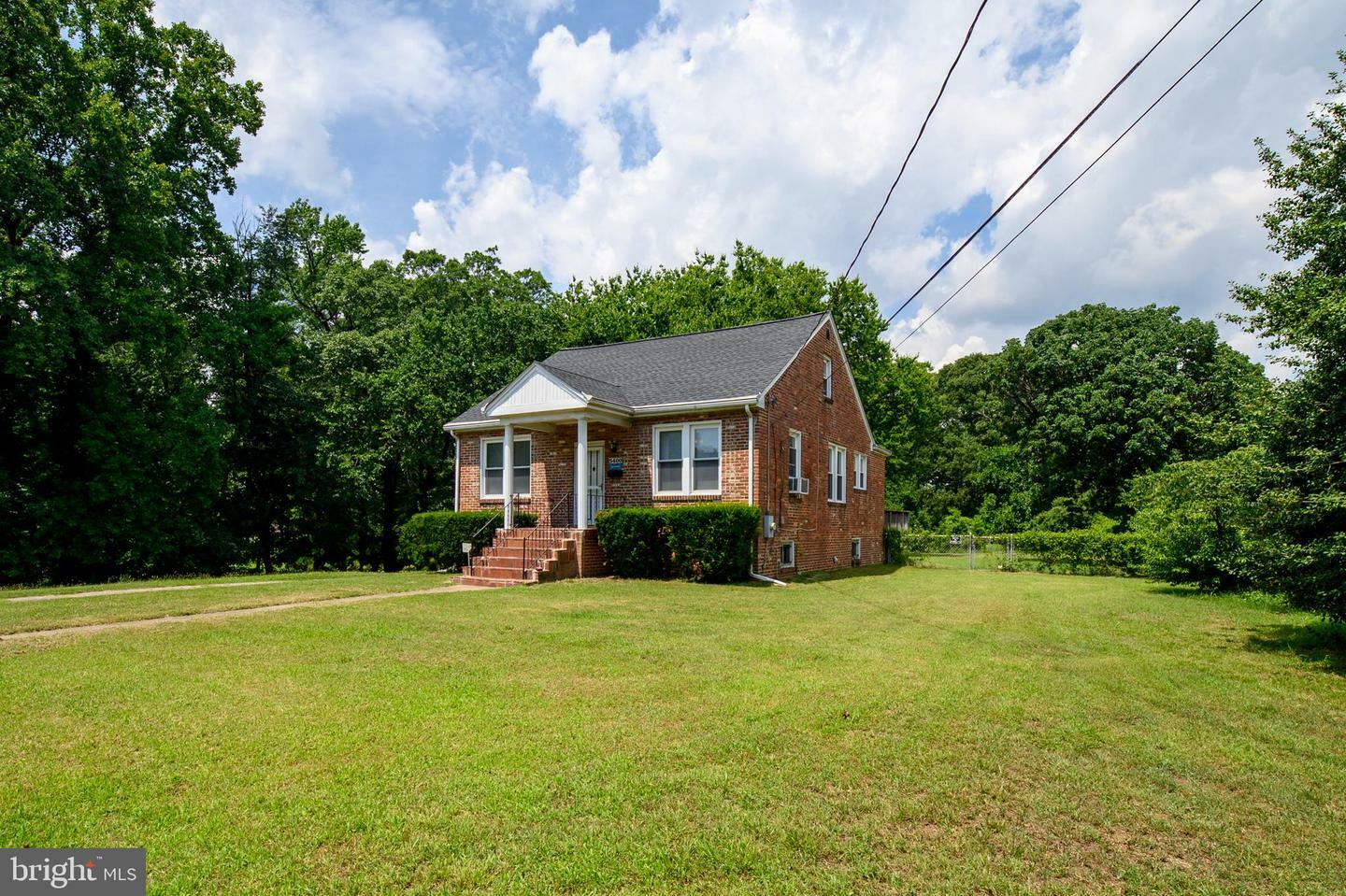 Property Photo: 5400 54th Avenue MD 20737