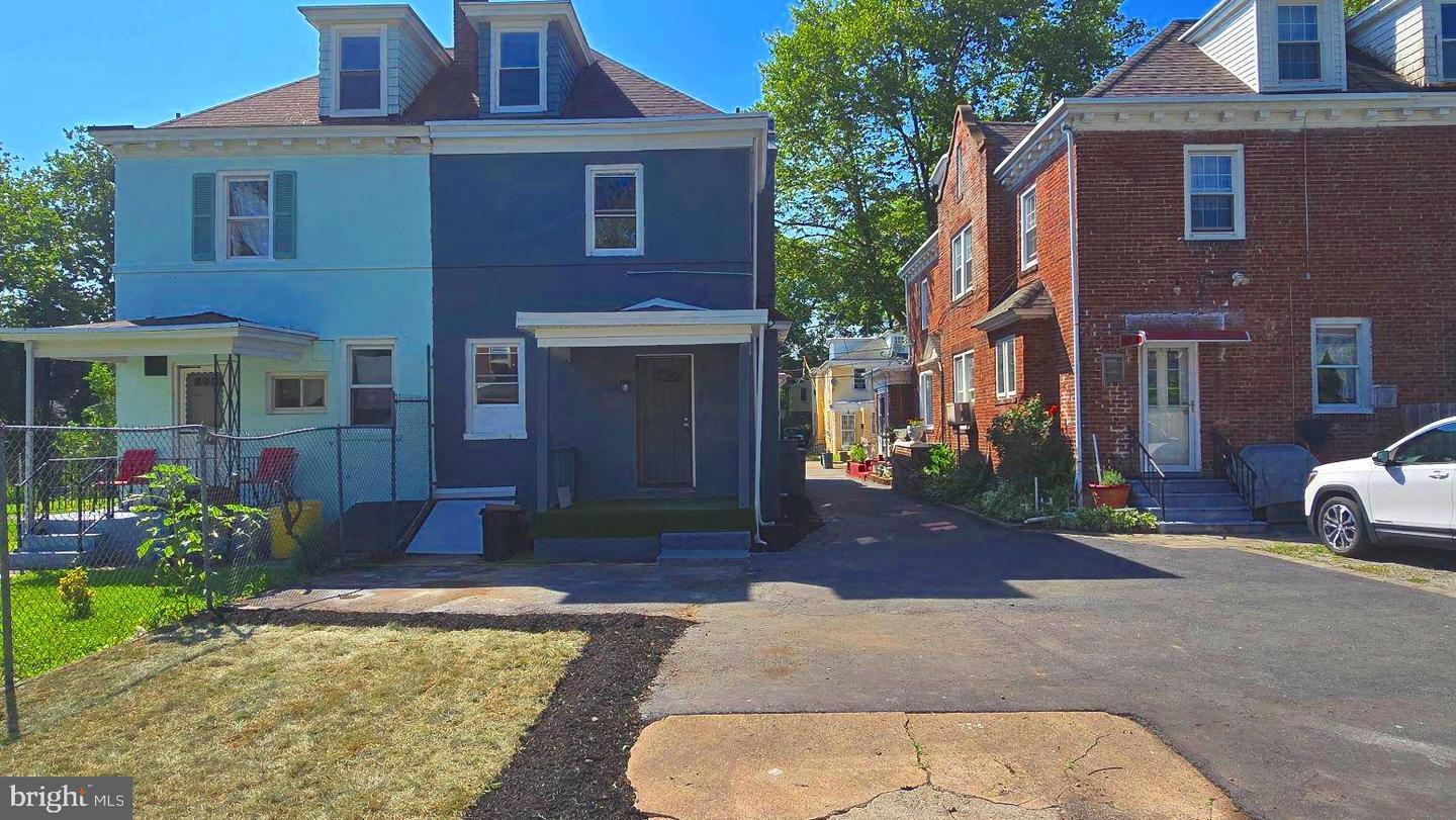 Property Photo:  30 Newell Avenue  NJ 08618 