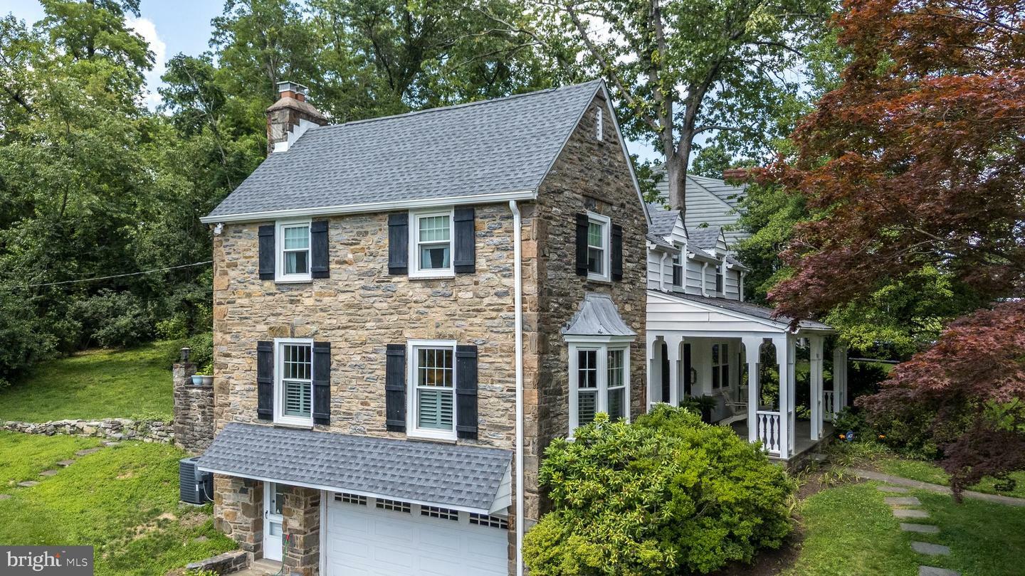 918 Woodcrest Road  Abington PA 19001 photo