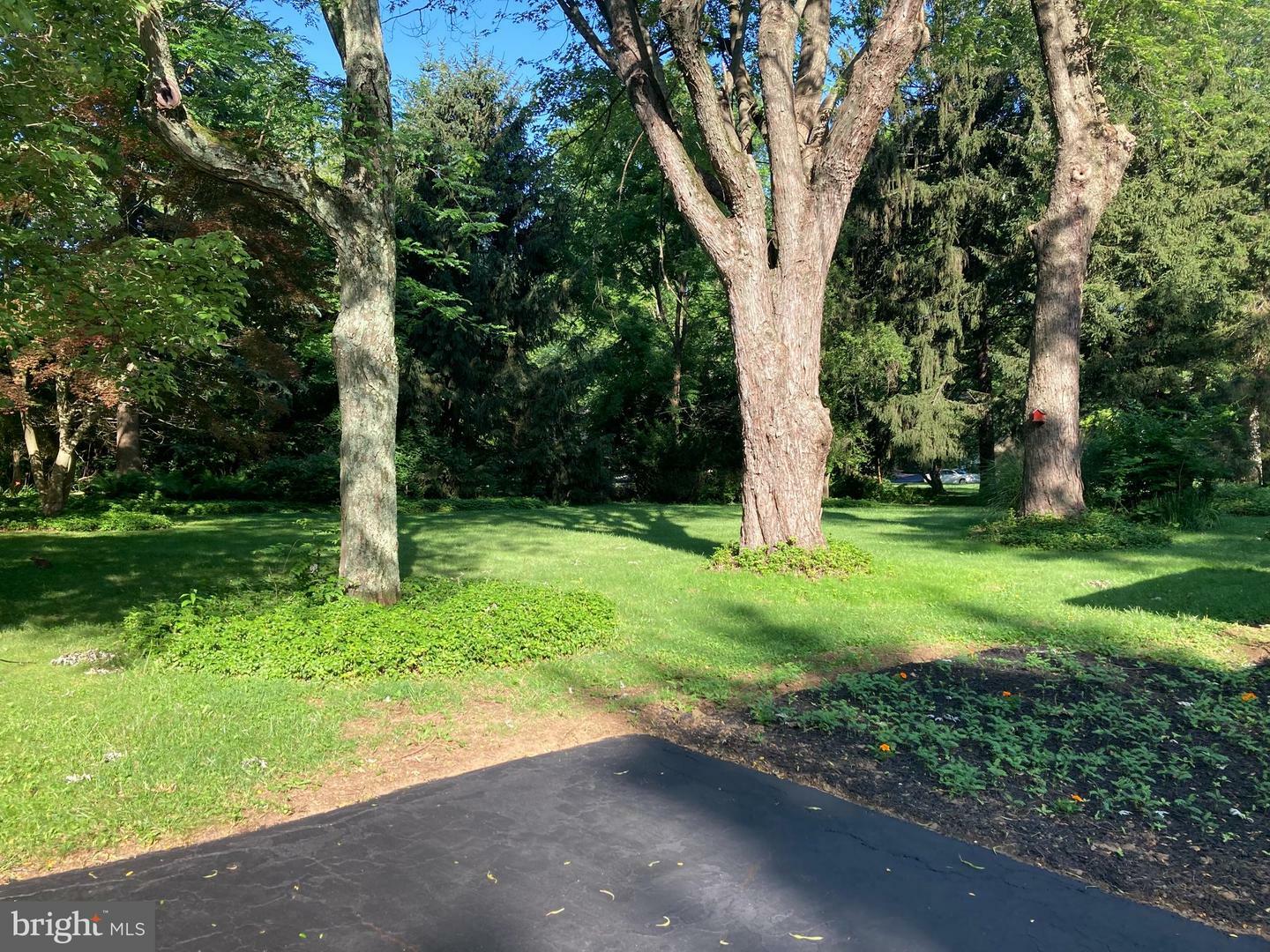 Property Photo: 1420 E Boot Road PA 19380