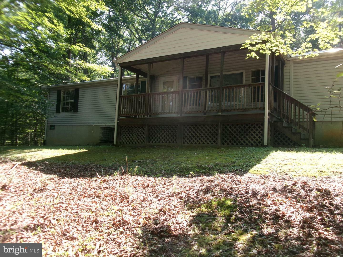 Property Photo:  125 Whispering Knolls Drive  VA 22603 