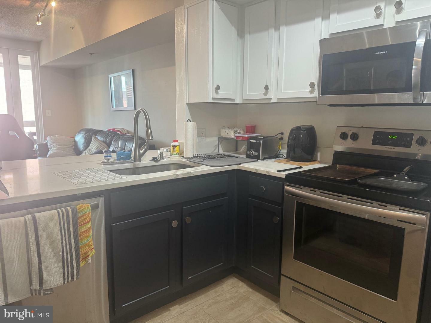 Property Photo: 1001 N Vermont Street 910 VA 22201