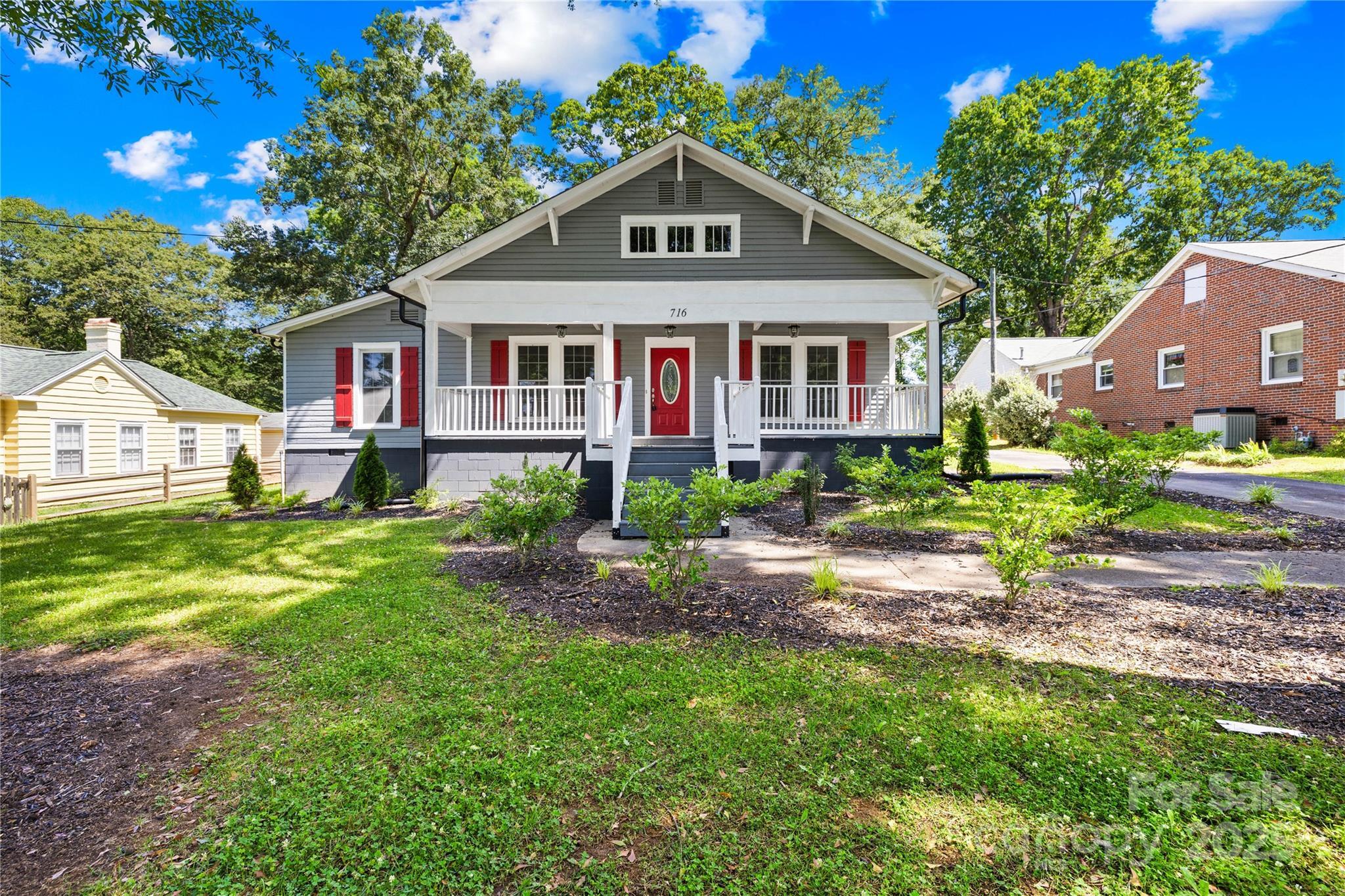 Property Photo: 716 W Graham Street NC 28150