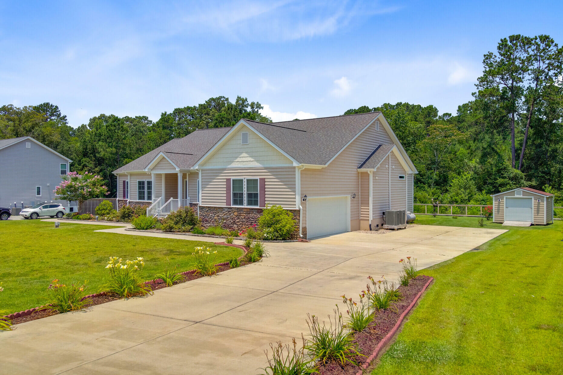 Property Photo: 708 Tierra Loop SC 29483