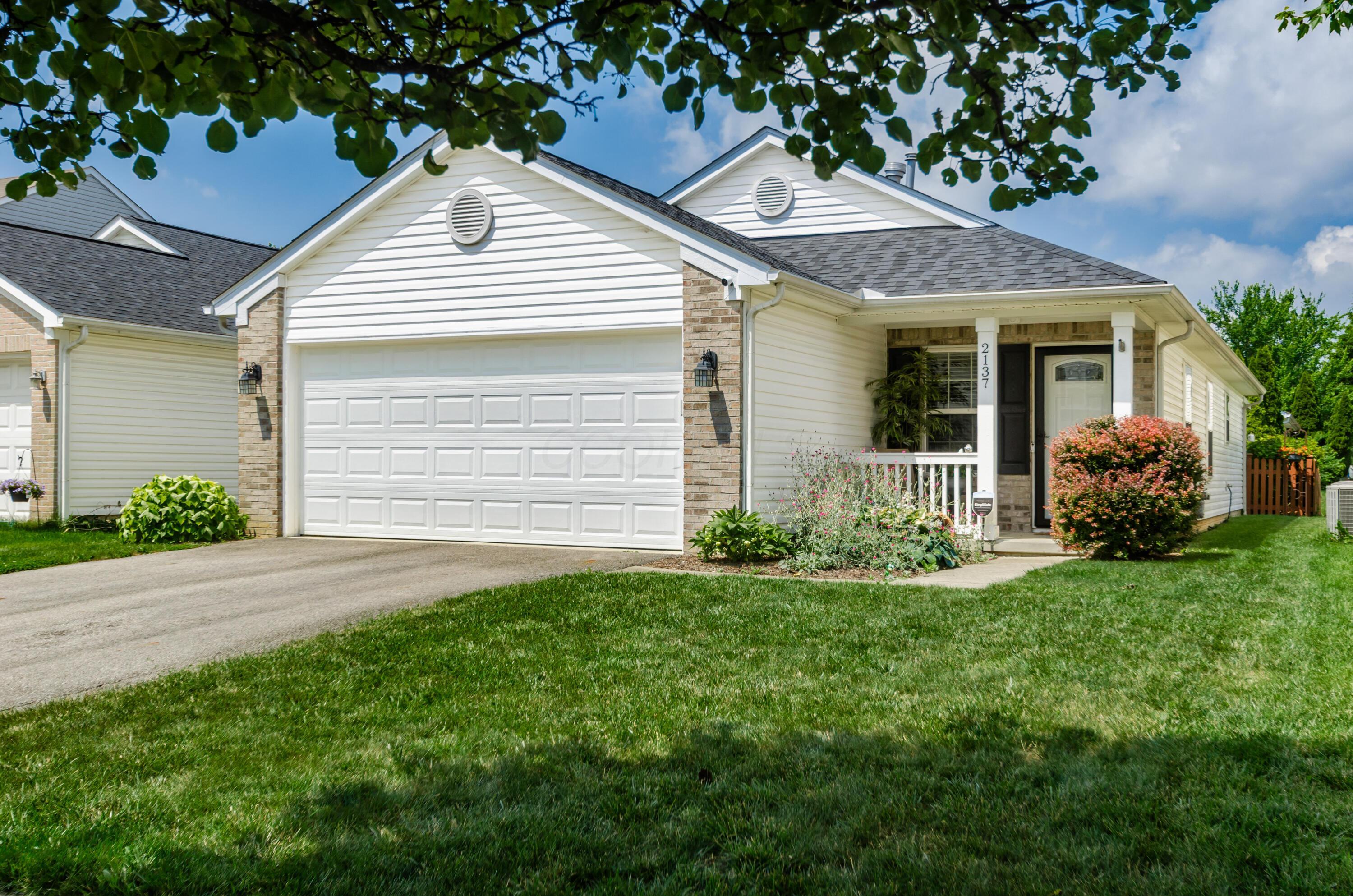 Property Photo:  2137 Balais Court  OH 43123 
