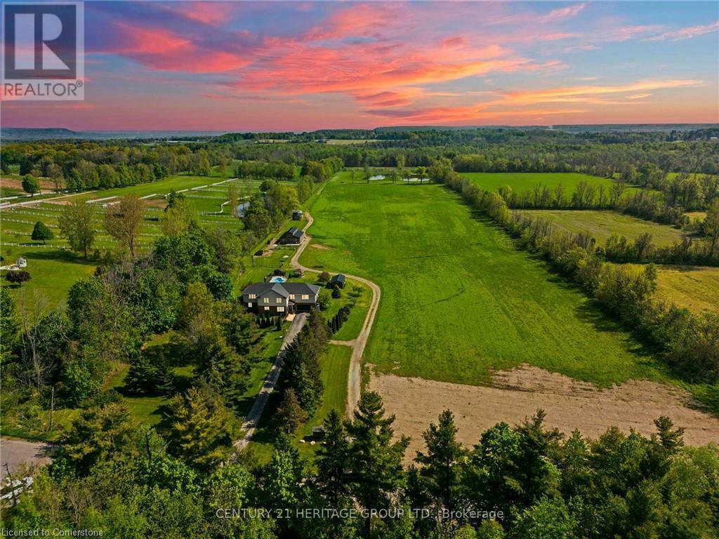 Photo de la propriété: 5489 Milburough Line ON L7P 0C6