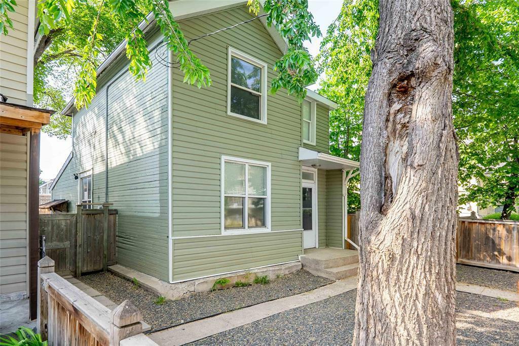 Property Photo: 260 Ellen Street MB R3A 1A7