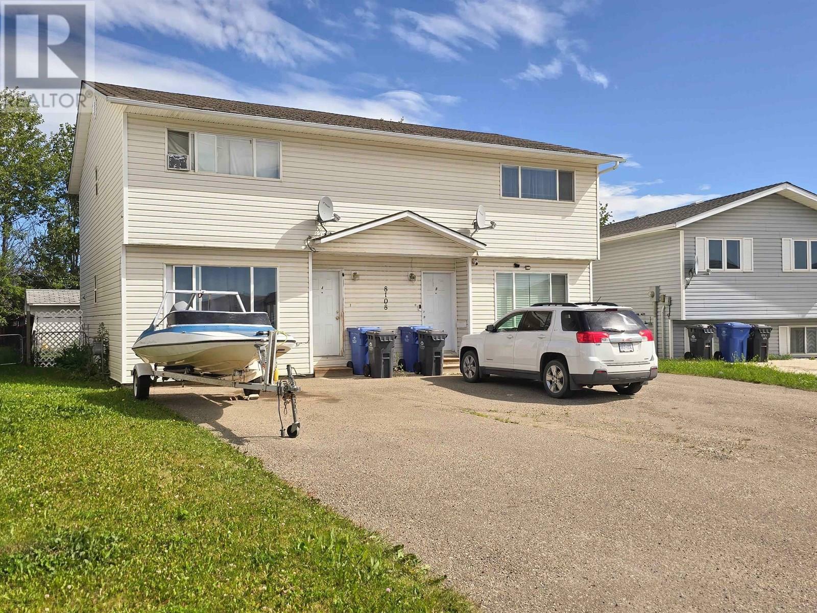 Photo de la propriété: 8108 90 Avenue A&Ampb BC V1J 6N3