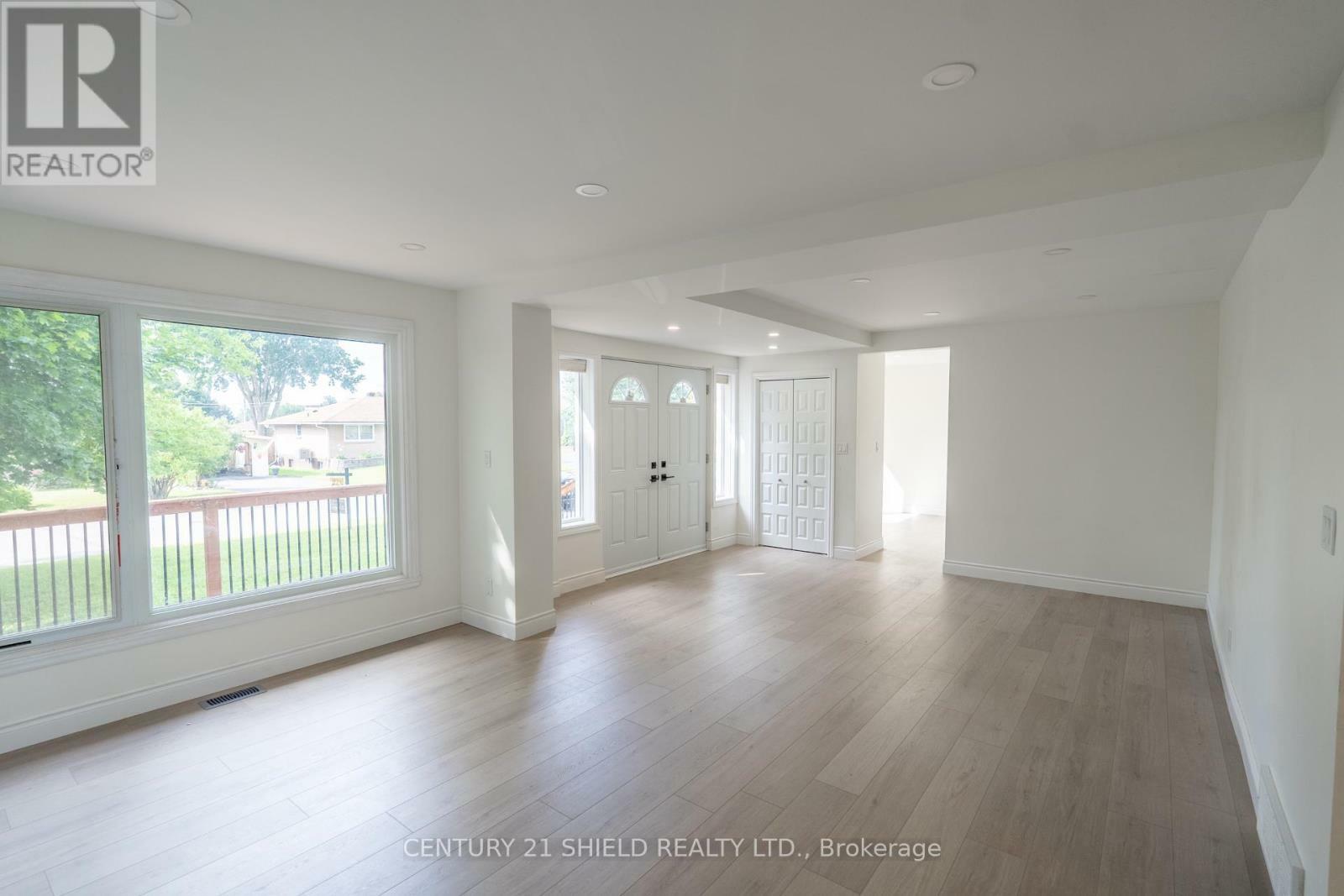 Photo de la propriété:  1514 Frances Ann Avenue  ON K6H 2L2 