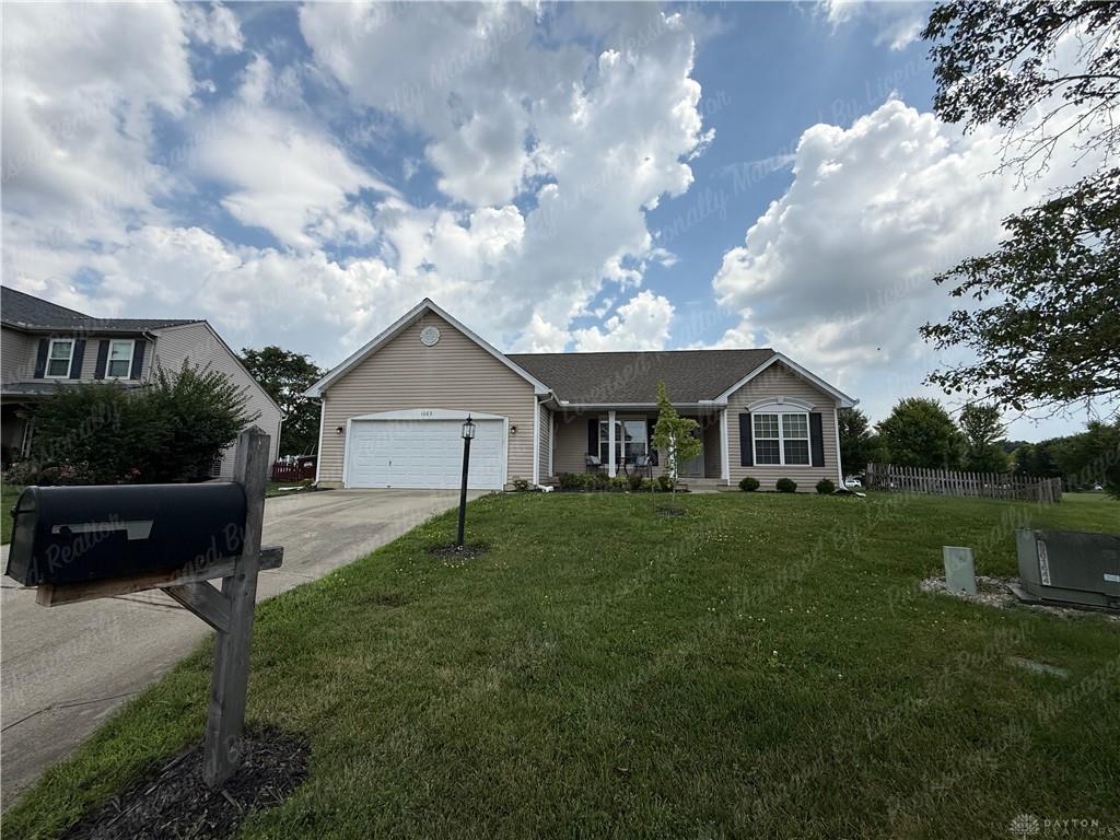 Property Photo:  1063 Glenhollow Court  OH 45324 