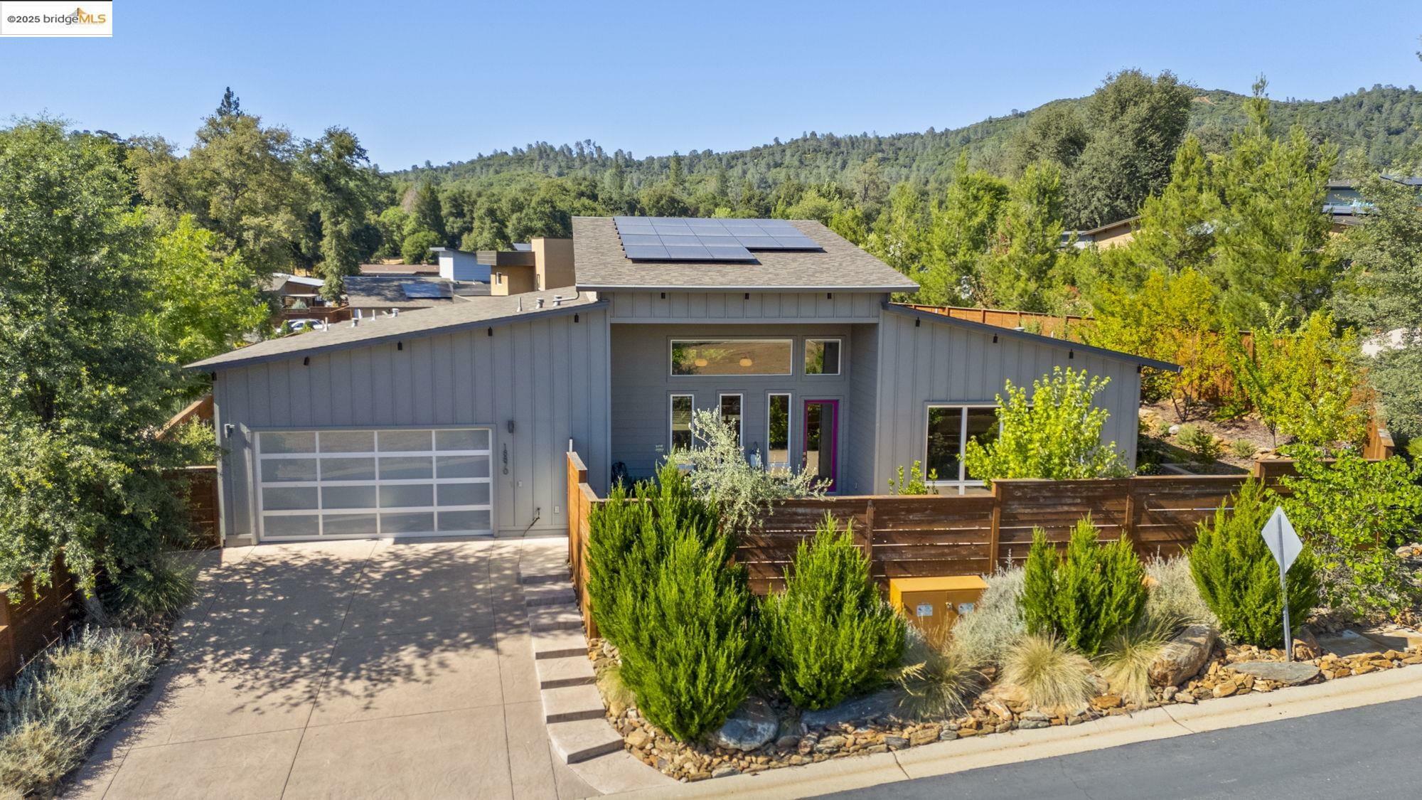 Property Photo: 18870 Old Bridge Rd CA 95327