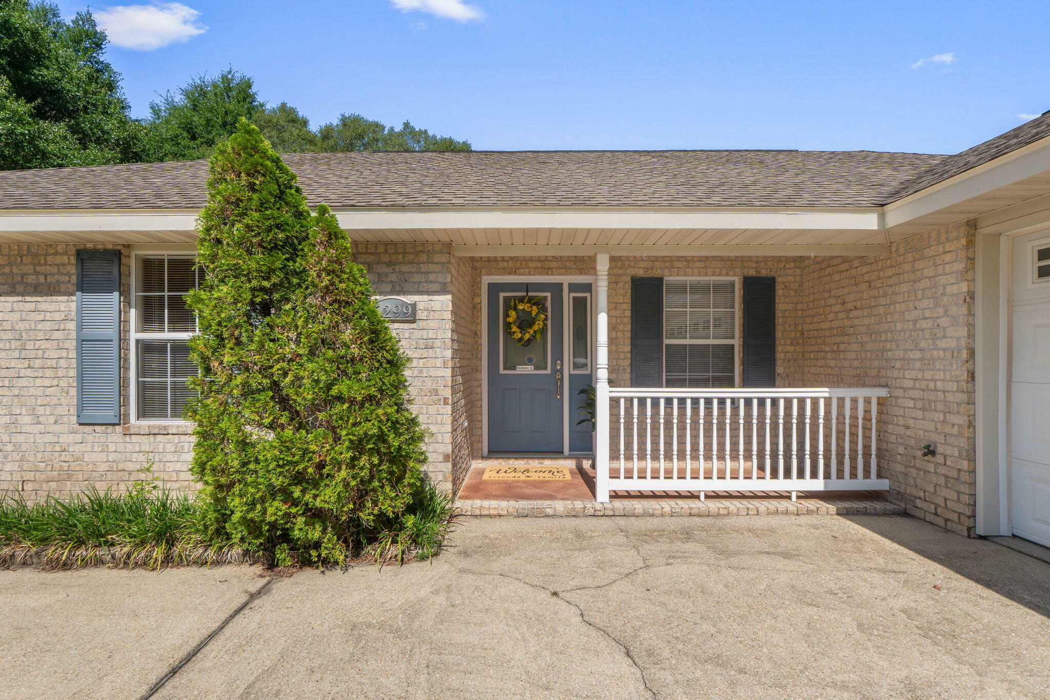Property Photo: 6299 Anderson Lane FL 32570