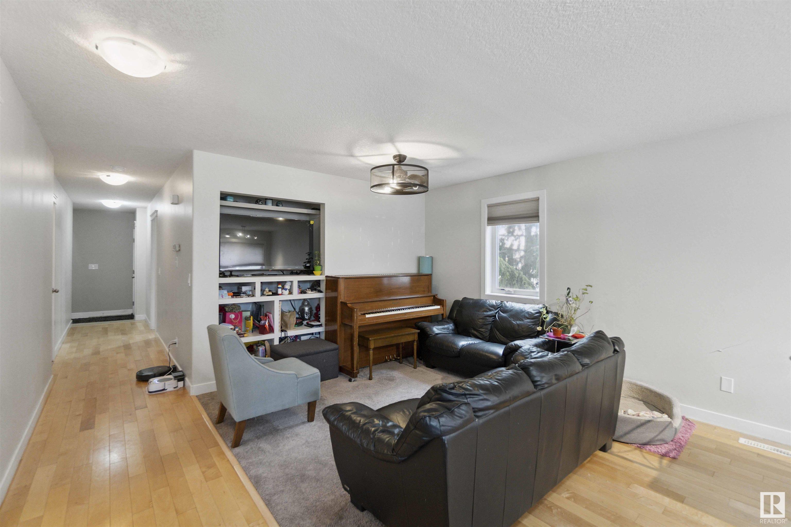 Property Photo: 11438 97 Street NW AB T5G 1X5