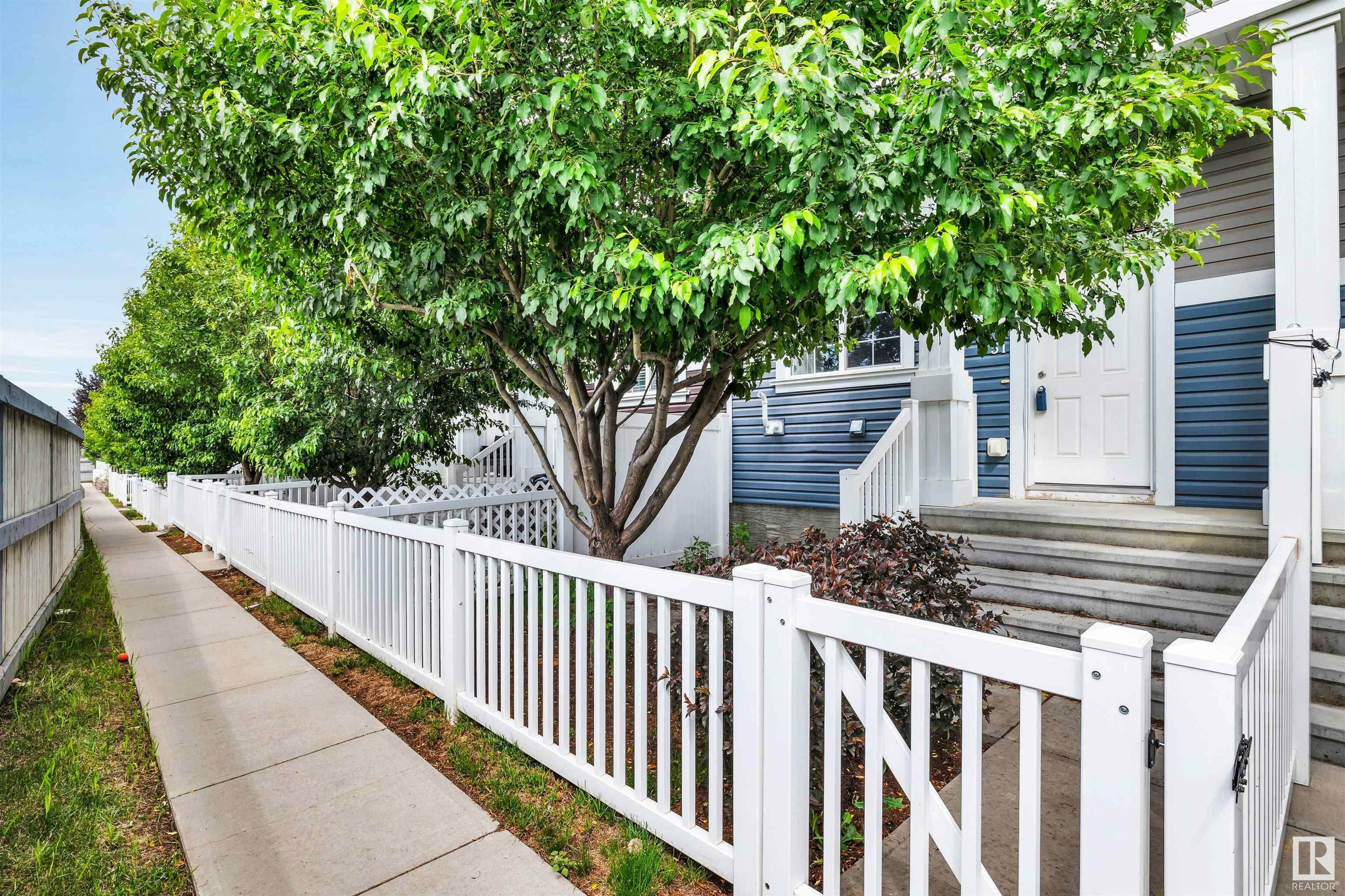 Photo de la propriété: 9151 Shaw Way SW 51 AB T6X 1W7
