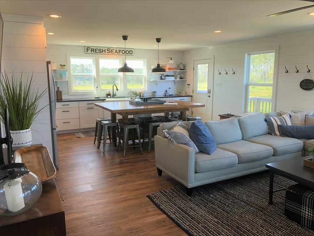 Property Photo: 24227 Thicket Point Lane VA 23417
