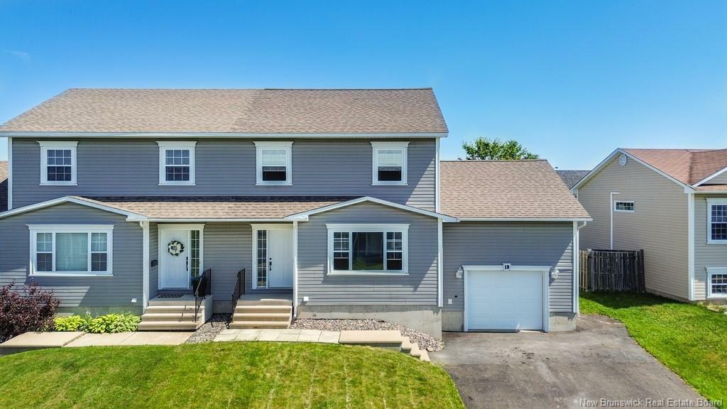 19 Harris Street  Oromocto NB E2V 0A7 photo