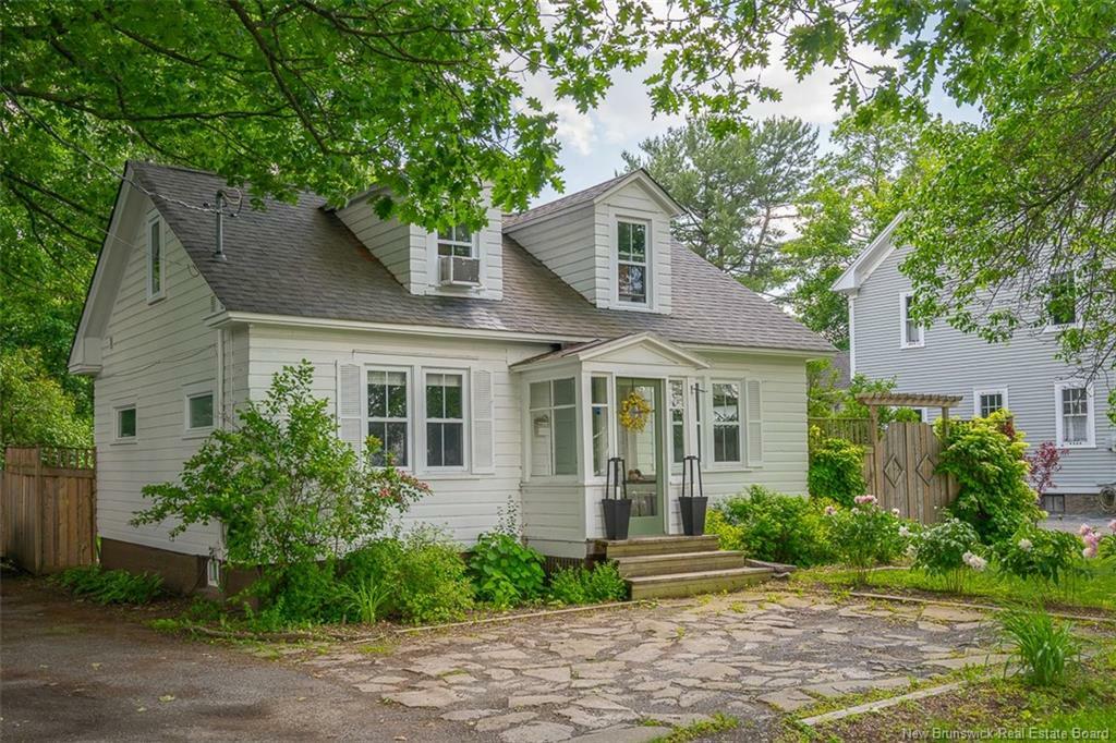 358 Woodstock Road  Fredericton NB E3B 2J1 photo