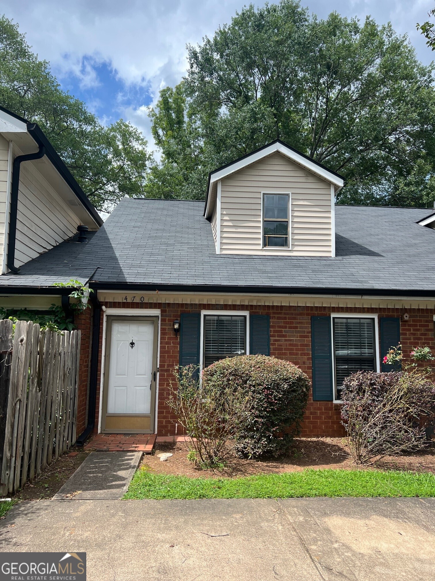 Property Photo: 470 Huntington Road 5 GA 30606