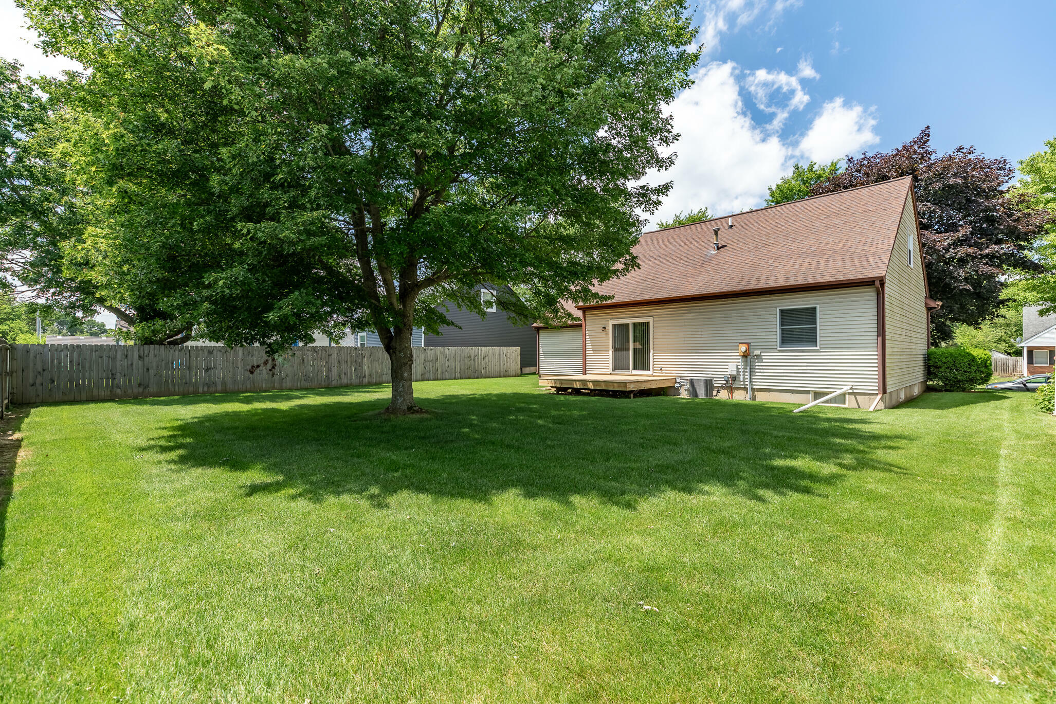 Property Photo:  1308 Chesapeake Park Drive  IN 46383 