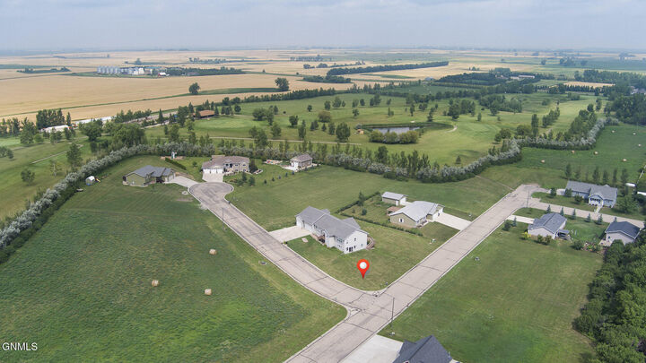 Property Photo: 900 Progress Place ND 58576
