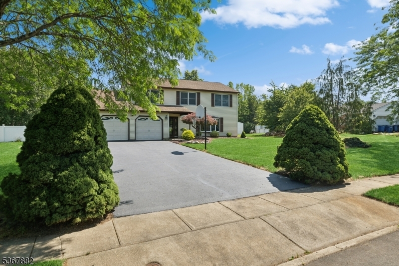 Property Photo:  4 Monterey Ln  NJ 07726 