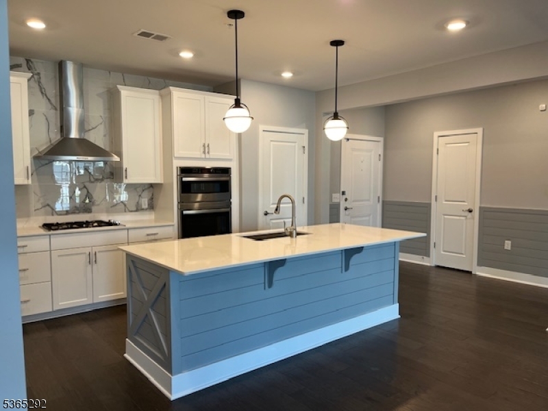 Property Photo:  46 Whitney Ave  NJ 07960 