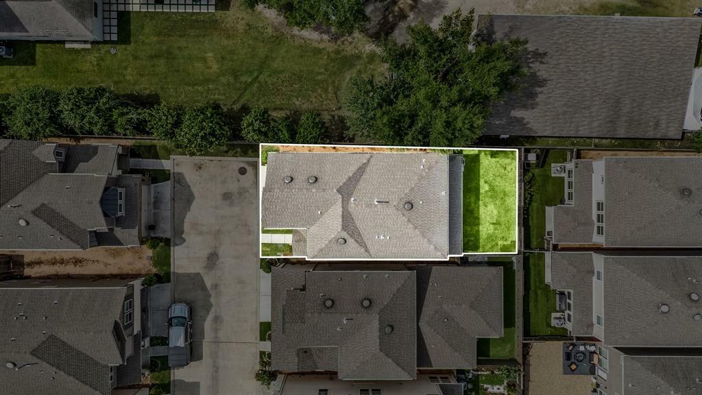 Property Photo:  1822 Calabasas Way  TX 77080 