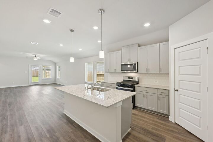 Property Photo: 17857 Stone Terrace Lane TX 77316