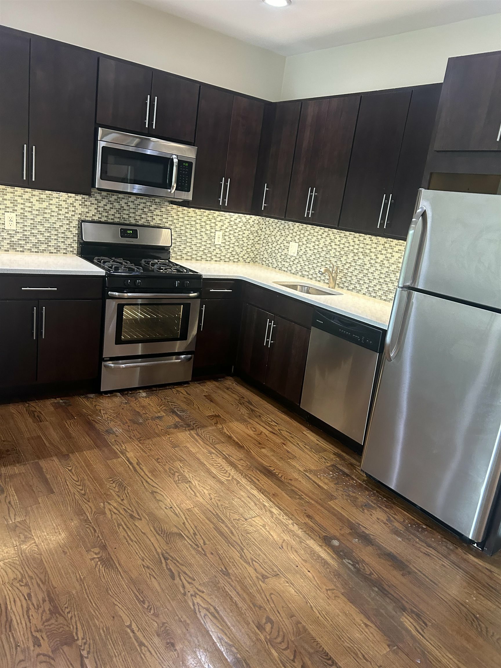 Property Photo: 186 Broadway 401 NJ 07002