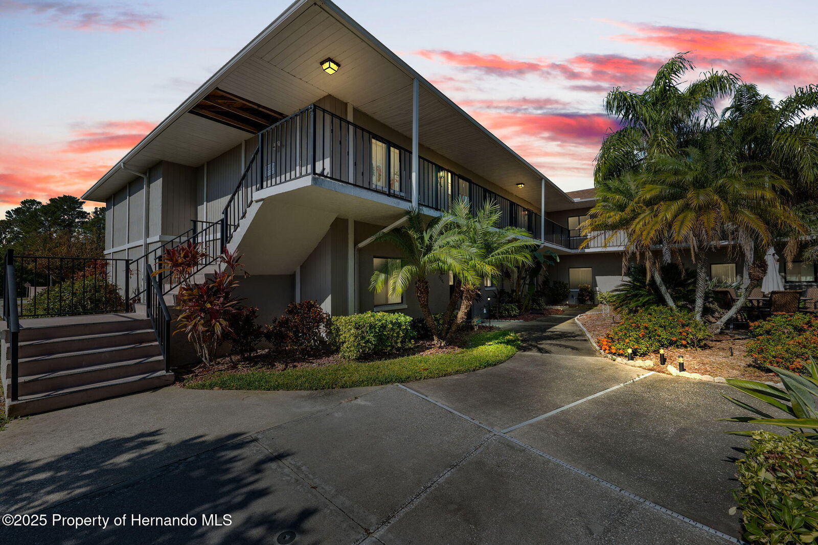 Property Photo:  7717 Cosme Drive  FL 34667 