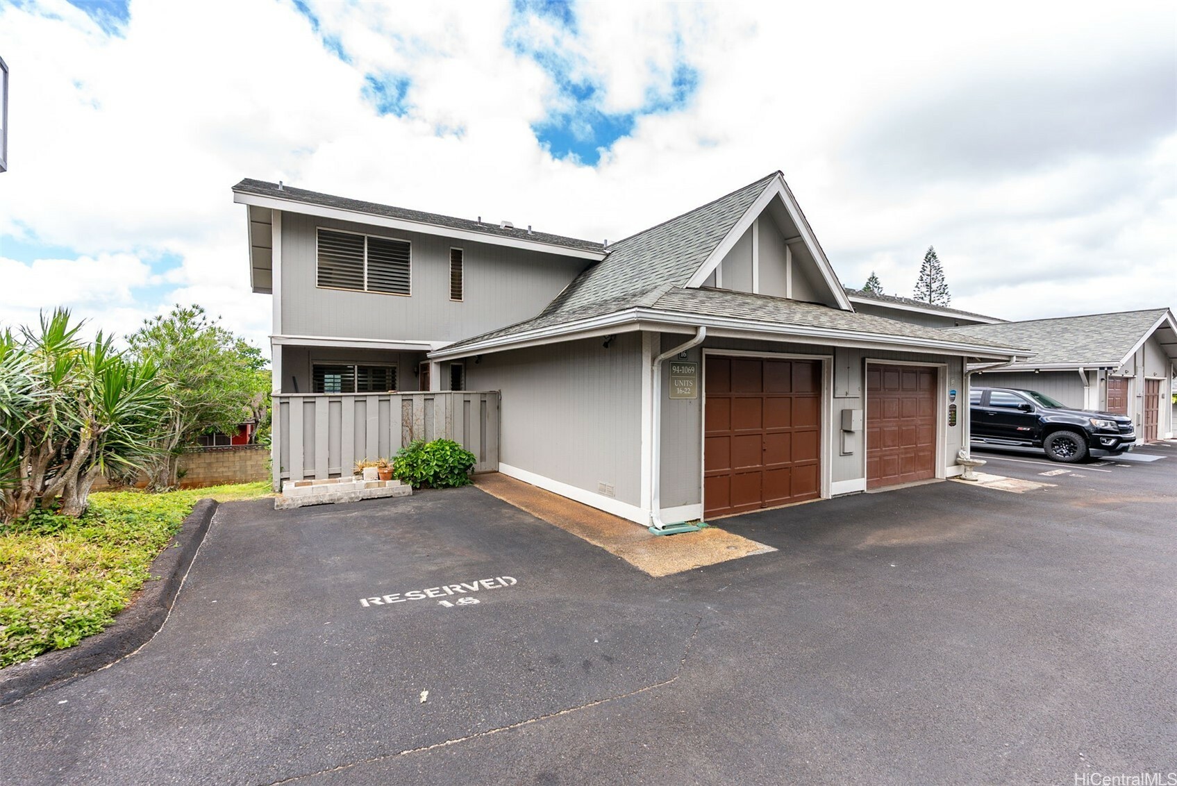 94-1069 Anania Circle 16  Mililani HI 96789 photo