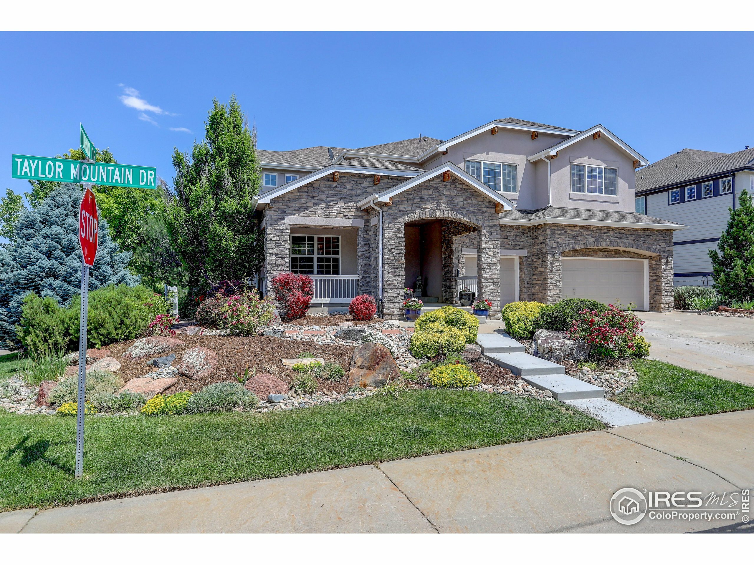 Property Photo: 1504 Taylor Mountain Dr CO 80503