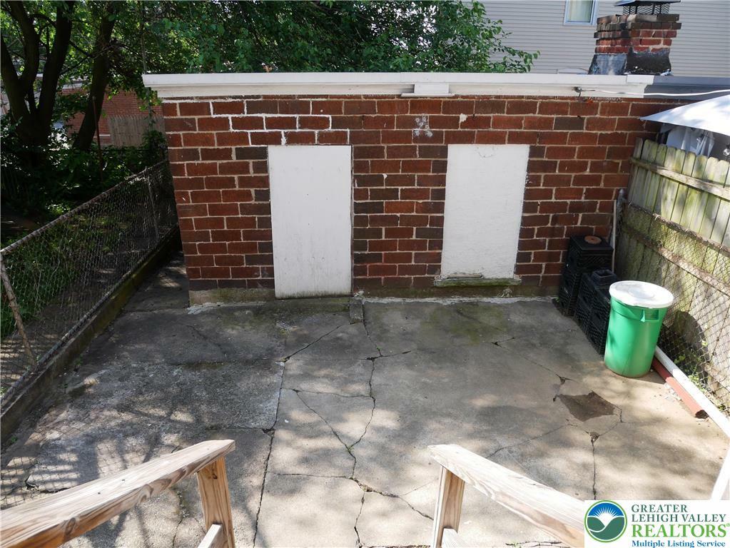 Property Photo: 518 W Tilghman Street PA 18102